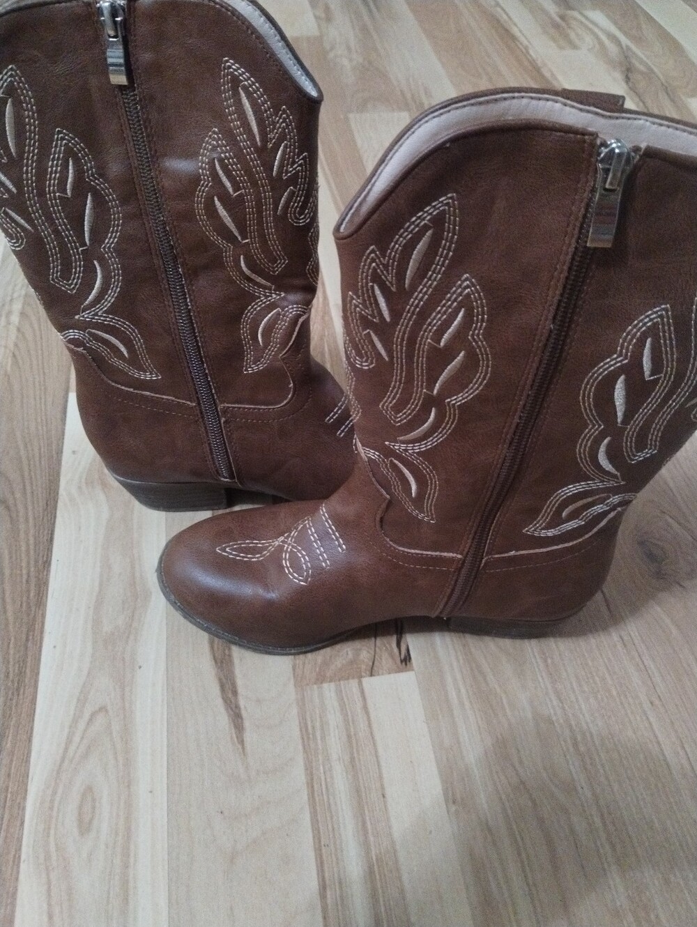 Girls Western Round Toe Boots Big Kid Size 4